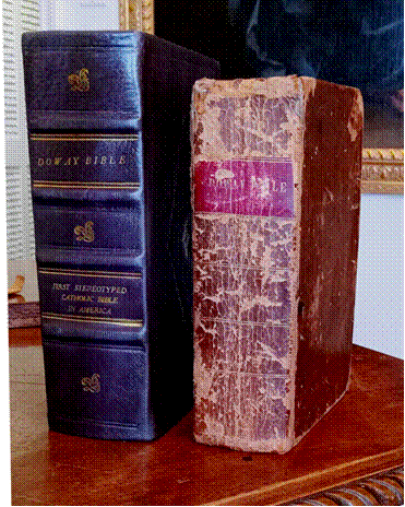 A close up of a book

Description automatically generated